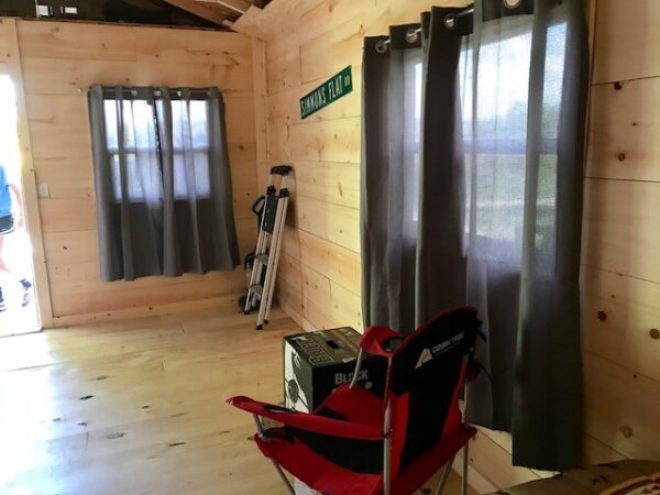 How to Pick a Hunting Cabin in Brown County Illinois 8 How to Pick a Hunting Cabin in Brown County Illinois - an inside view