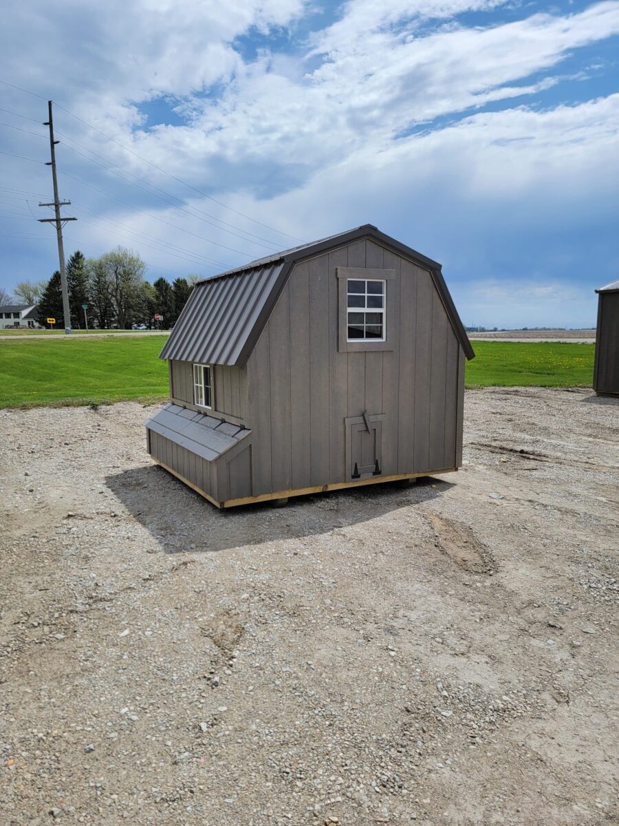 Chicken Coop: 9' x 8'