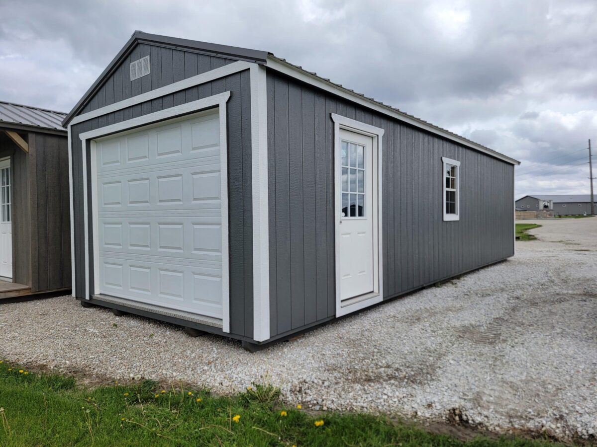 Garage: 12' x 32'