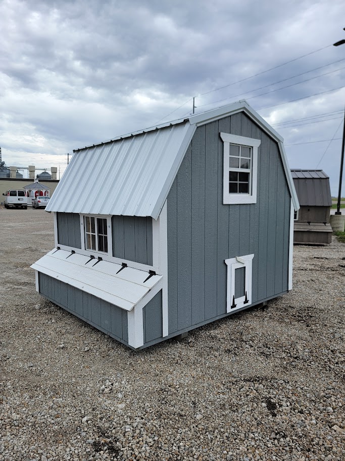 Chicken Coop: 9' x 8'