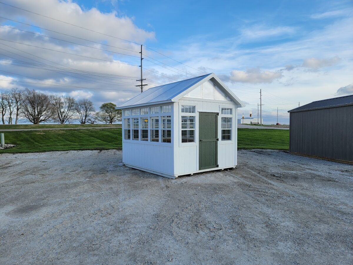 Greenhouse: 10' x 12'
